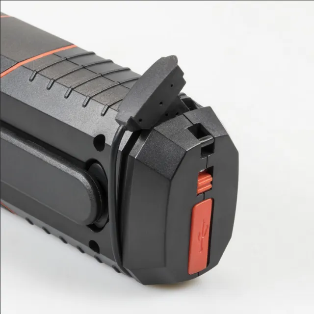 Crank Radio Light