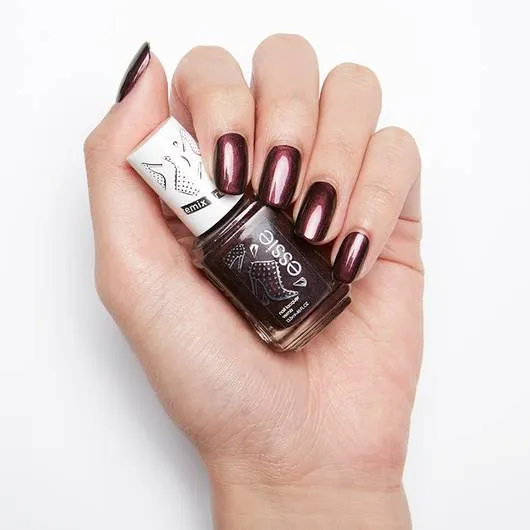 Essie Color - Wicked Fierce