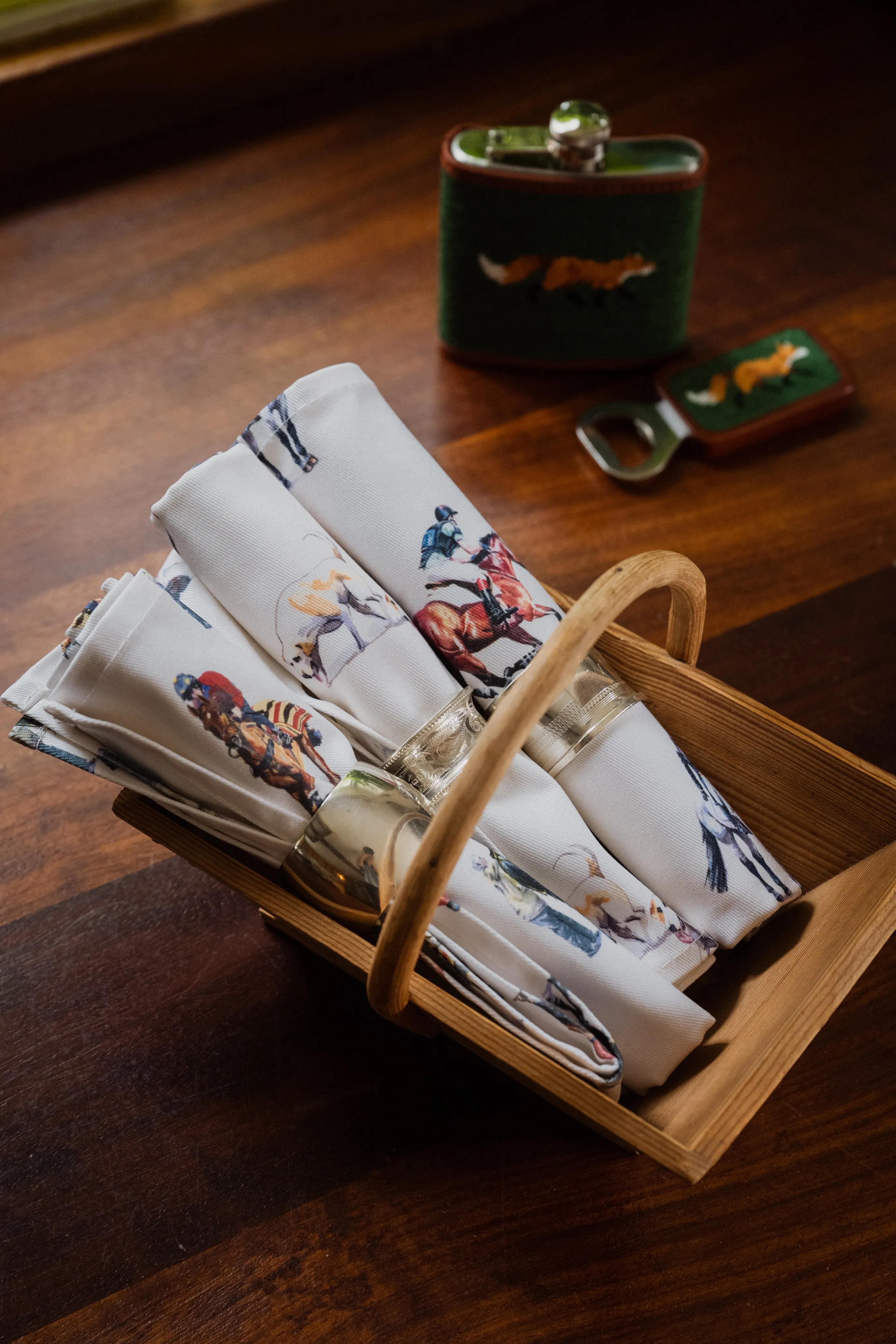 Glaze & Gordon 'Whitney' Set of 4 Napkins