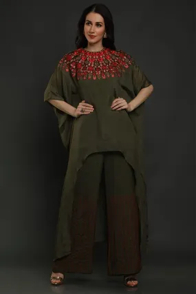 Green Embroidered Tunic & Pants Set