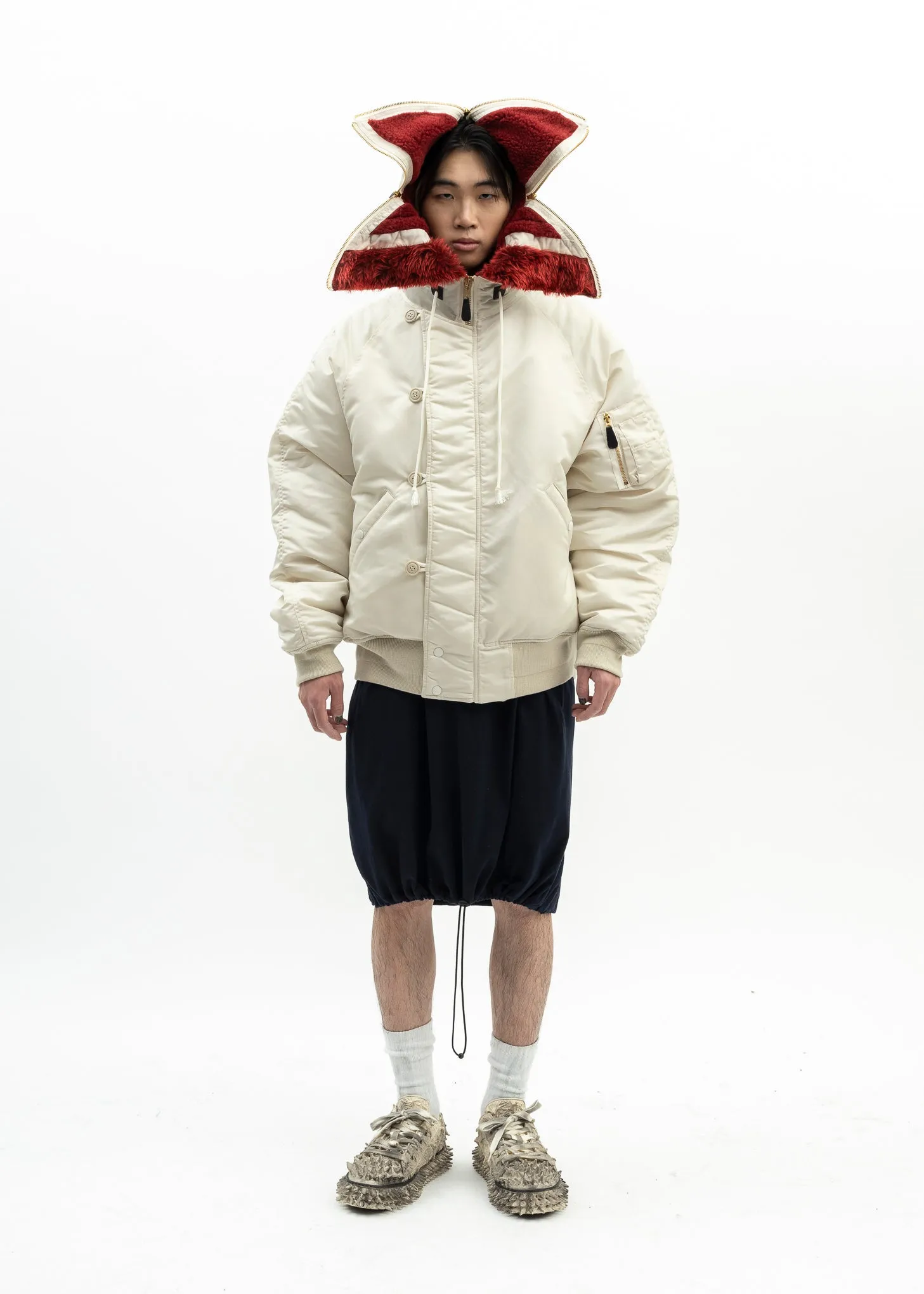 IVORY PETAL MOUTH HOOD BOMBER JACKET