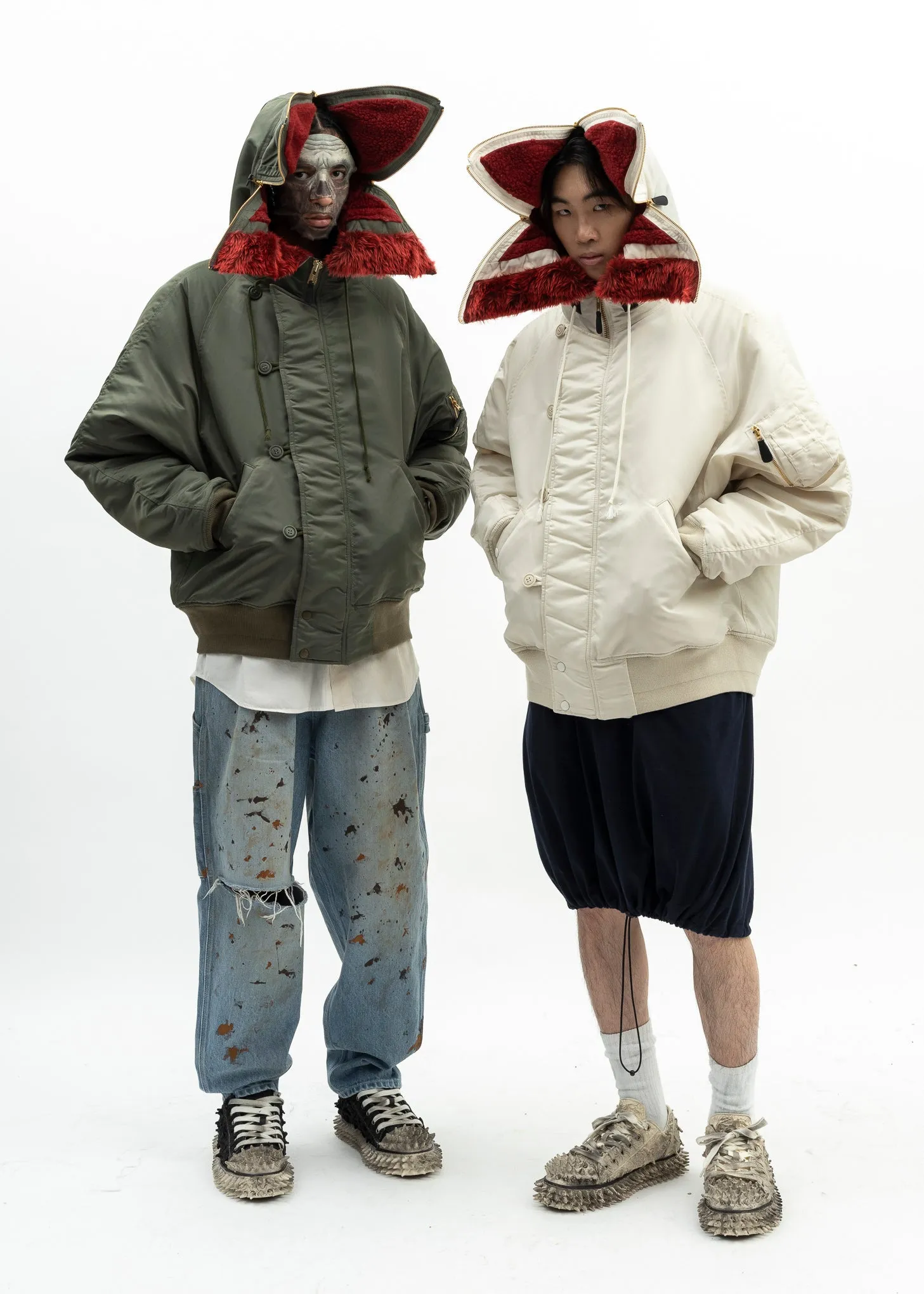 IVORY PETAL MOUTH HOOD BOMBER JACKET