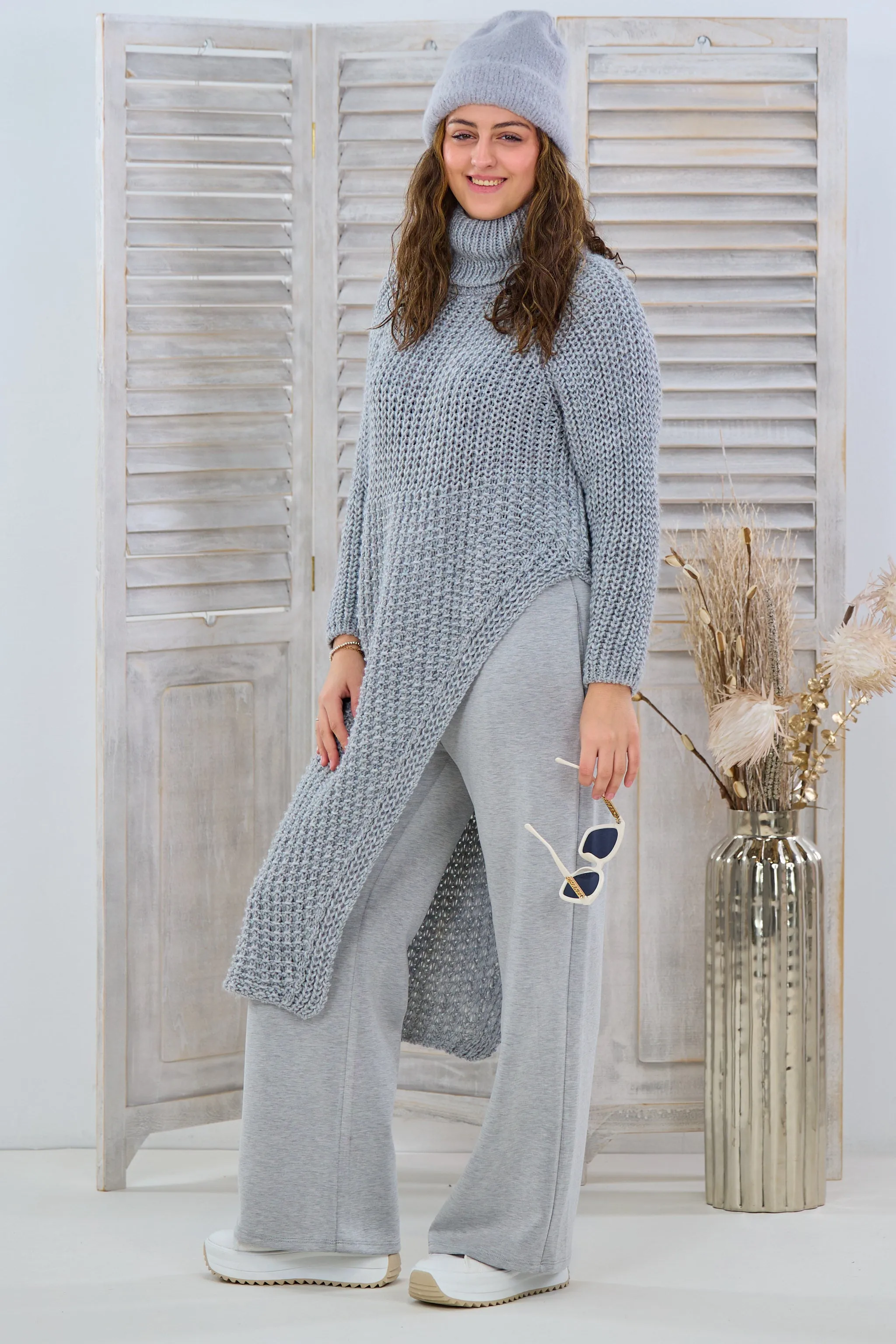 Longpulli, asymmetrisch mit Raglanärmeln, grau