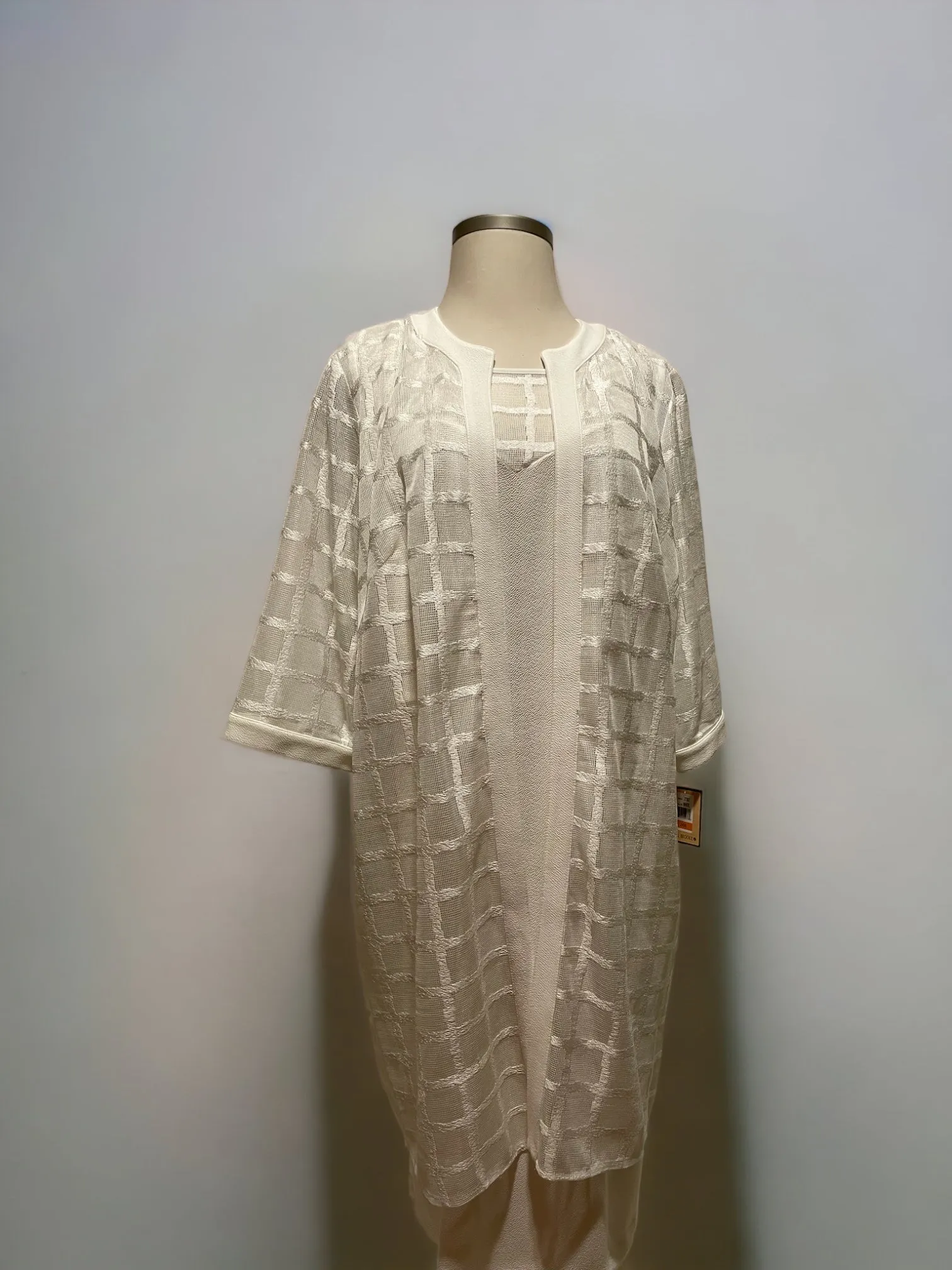 Maya Brooke Size 24W Off White Dress