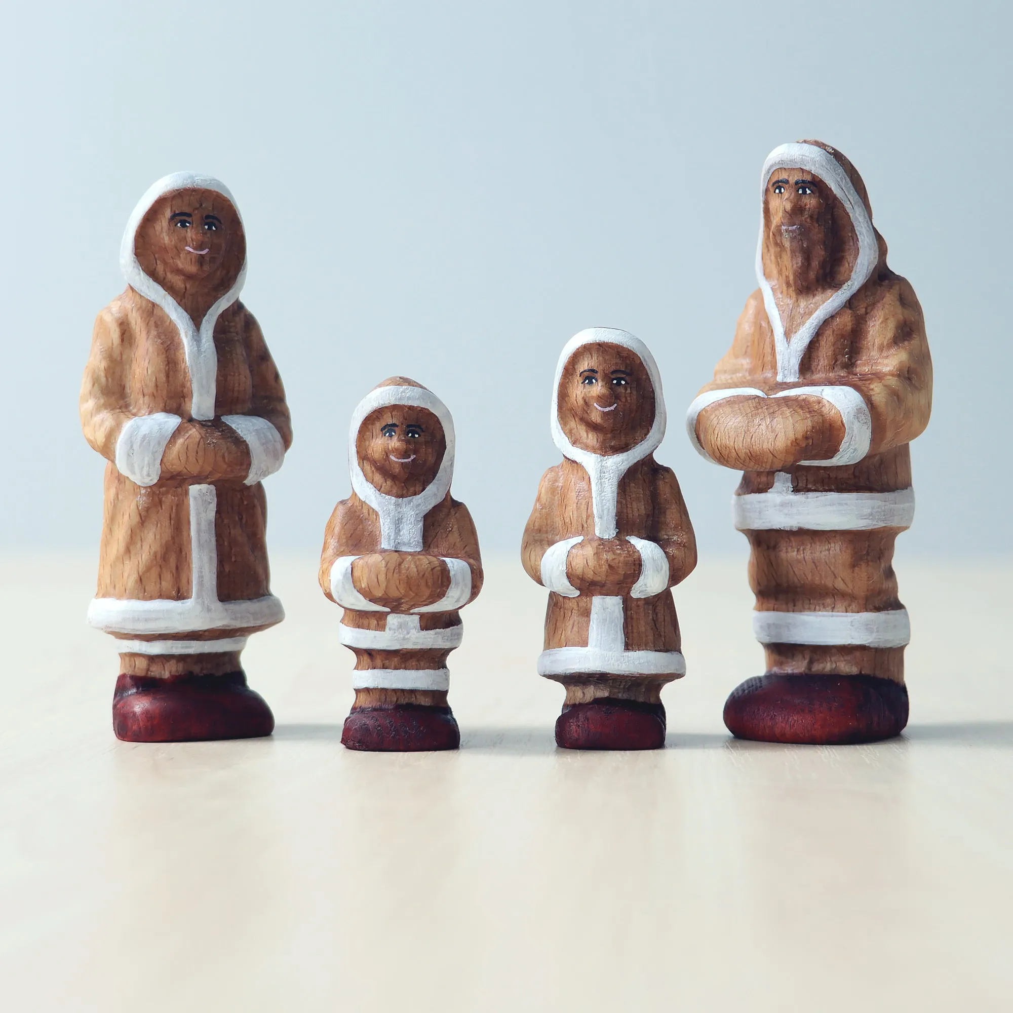 Wooden Eskimo Mum